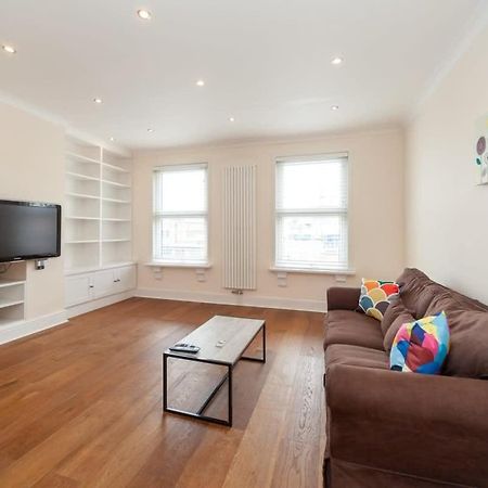 Spacious 2 Bedroom Maisonette In Stratford Londra Exterior foto